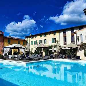 https://corte-uccellanda-relais-spa.it-lombardy.com