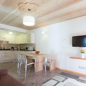 https://appartamenti-villa-edelweiss.hotelinveneto.com